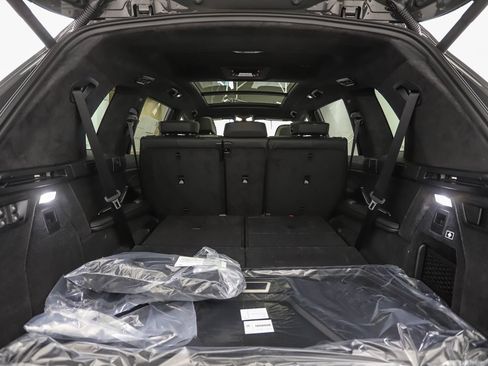 Used 2027 BMW X7 xDrive40i w/ M Sport Package AWD/4WD image 28