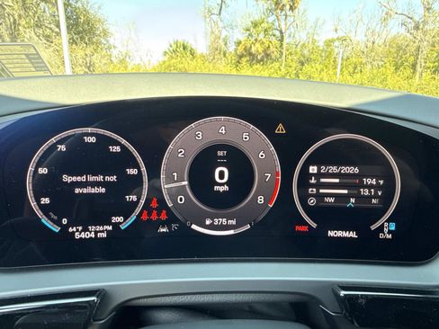 Used 2024 Porsche Cayenne S image 34