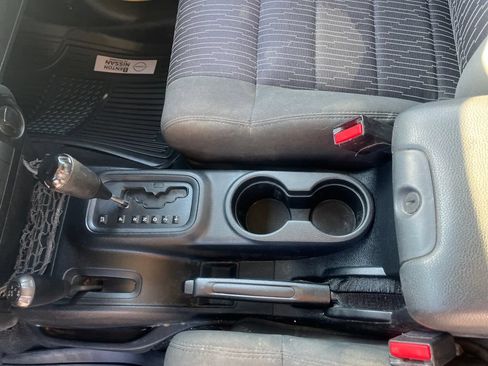 Used 2011 Jeep Wrangler Sport AWD/4WD image 26