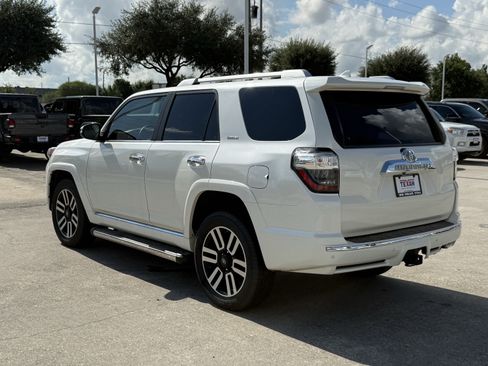 Used 2021 Toyota 4Runner Limited AWD/4WD image 7
