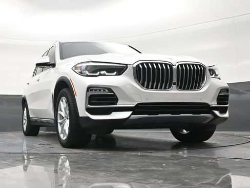 Used 2019 BMW X5 xDrive40i w/ Convenience Package AWD/4WD image 26