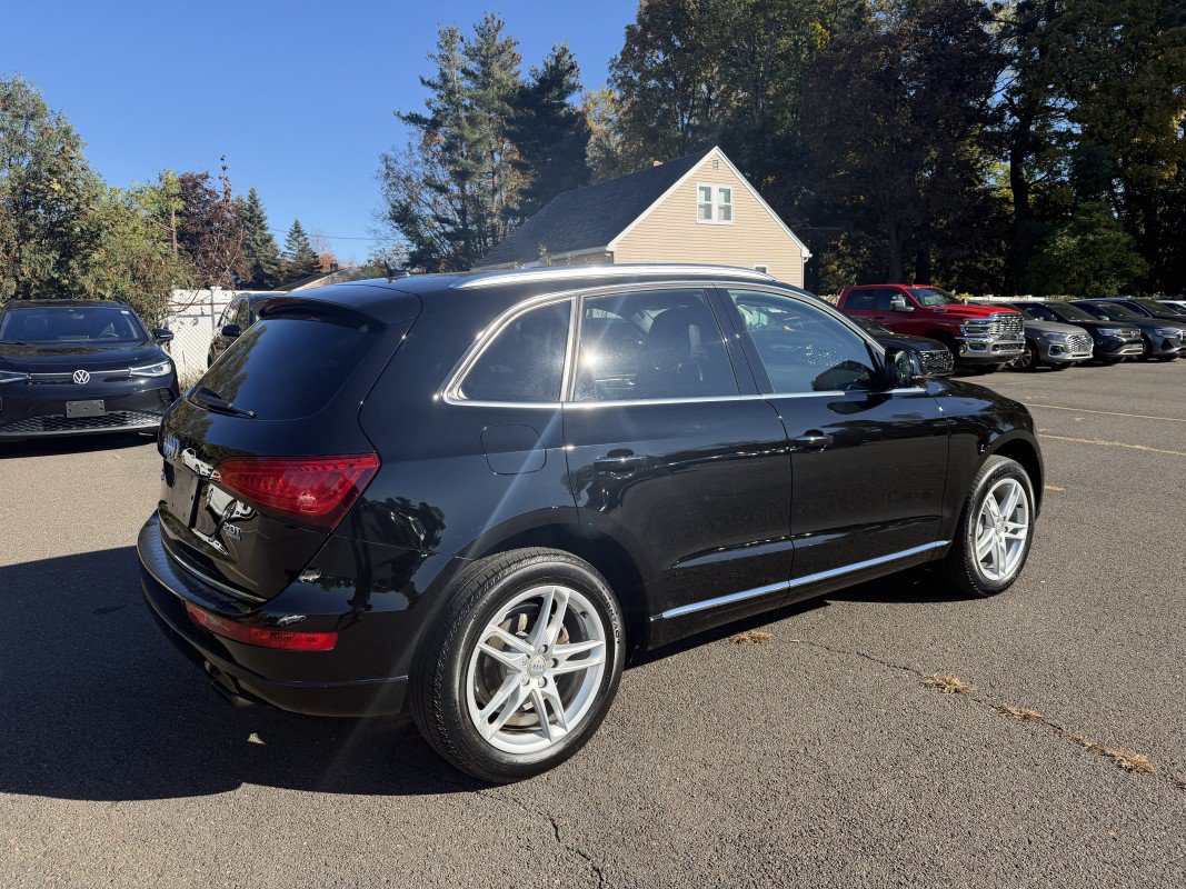 Used 2017 Audi Q5 2.0T Premium Plus w/ Technology Package AWD/4WD image 5