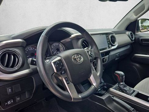 Used 2023 Toyota Tacoma SR5 RWD image 10
