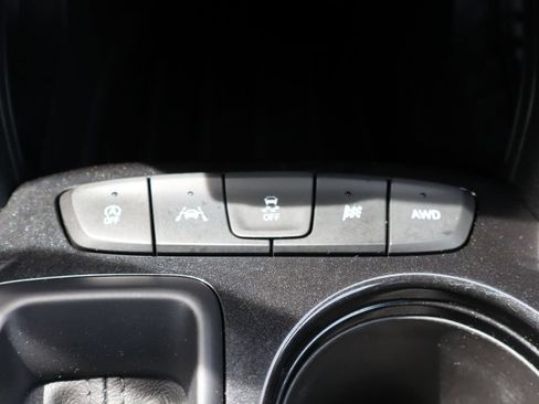 Used 2022 Chevrolet TrailBlazer LT w/ Convenience Package AWD/4WD image 11