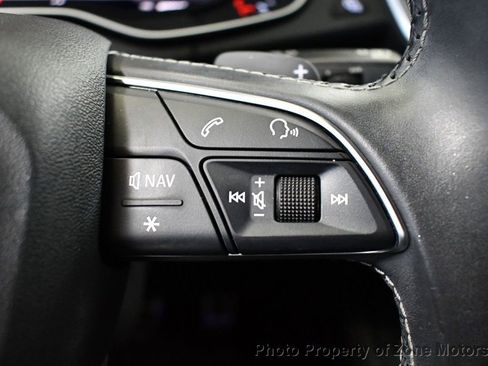 Used 2018 Audi SQ5 Prestige image 36