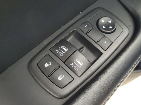 Used 2021 Dodge Challenger R/T Scat Pack w/ Dynamics Package image 17