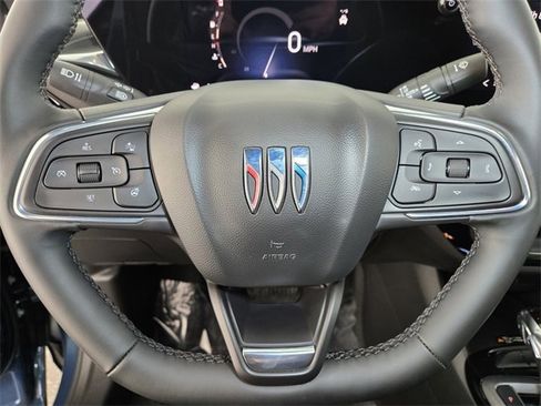 Used 2024 Buick Envista Sport Touring w/ Convenience I Package image 19