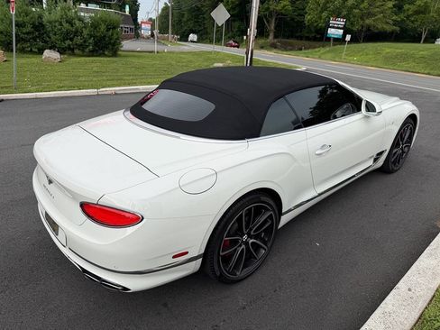 Used 2020 Bentley Continental GT AWD/4WD image 21
