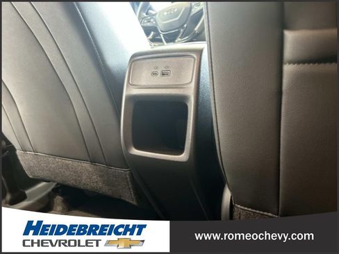 Certified 2024 Chevrolet Trax RS w/ Driver Confidence Package FWD image 17