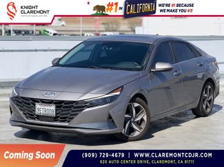 Used 2023 Hyundai Elantra Limited video 1