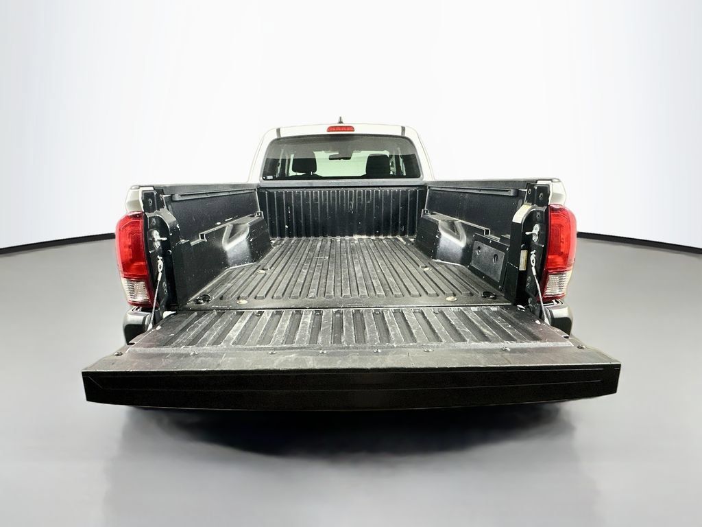 Used 2022 Toyota Tacoma SR RWD image 35