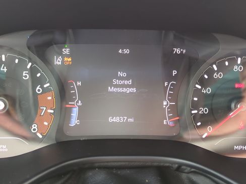 Used 2023 Jeep Compass Limited image 20