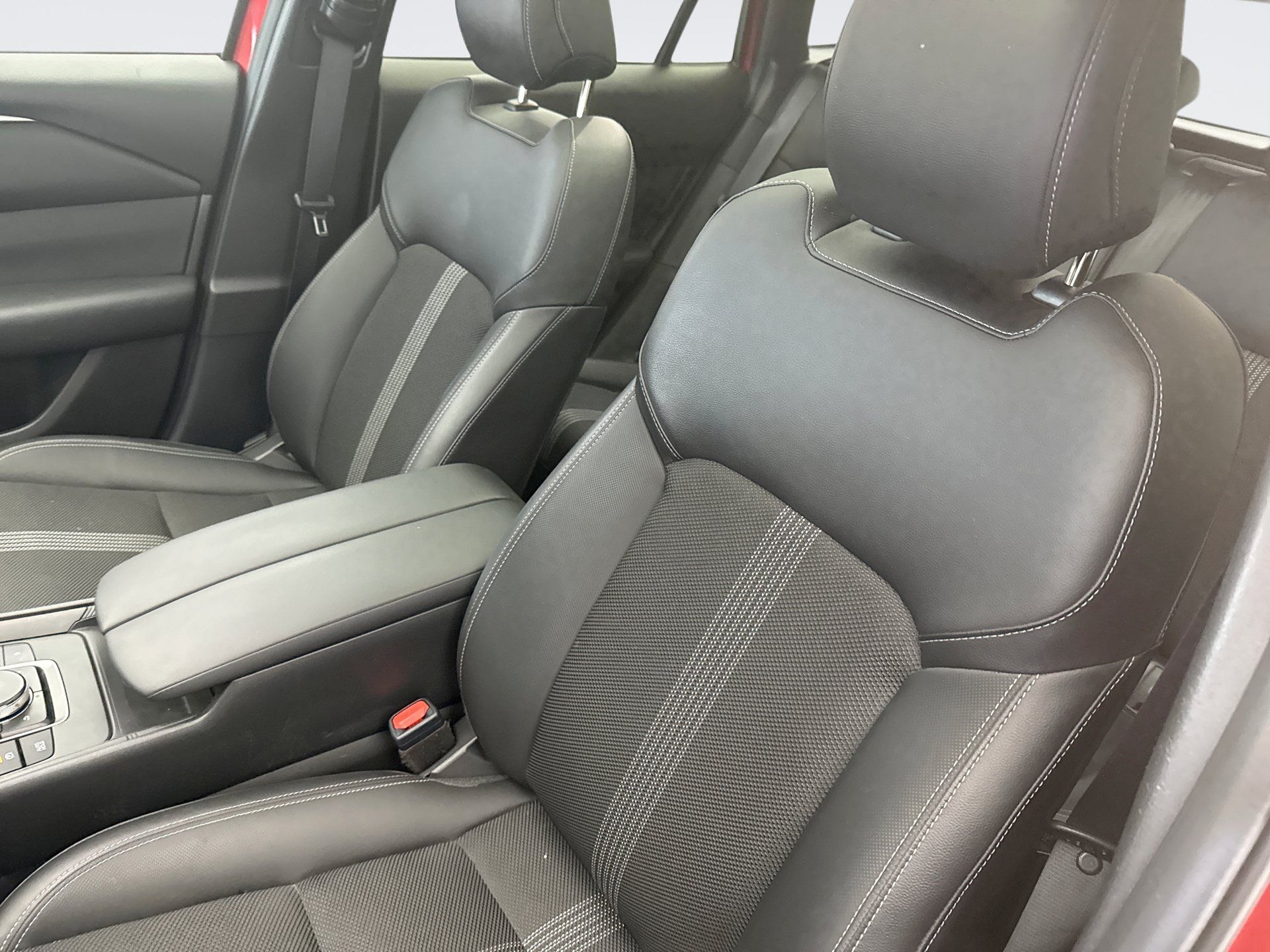 Used 2024 MAZDA CX-50 AWD 2.5 S w/ Cargo Package image 11