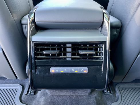 Certified 2025 Land Rover Range Rover Sport AWD/4WD image 26