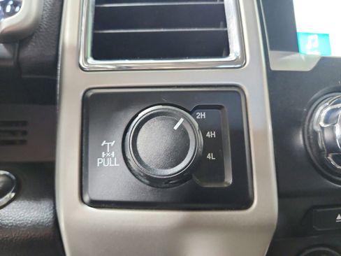 Used 2018 Ford F350 Lariat w/ Lariat Ultimate Package image 27