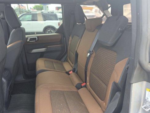 Used 2023 Ford Bronco Outer Banks AWD/4WD image 6