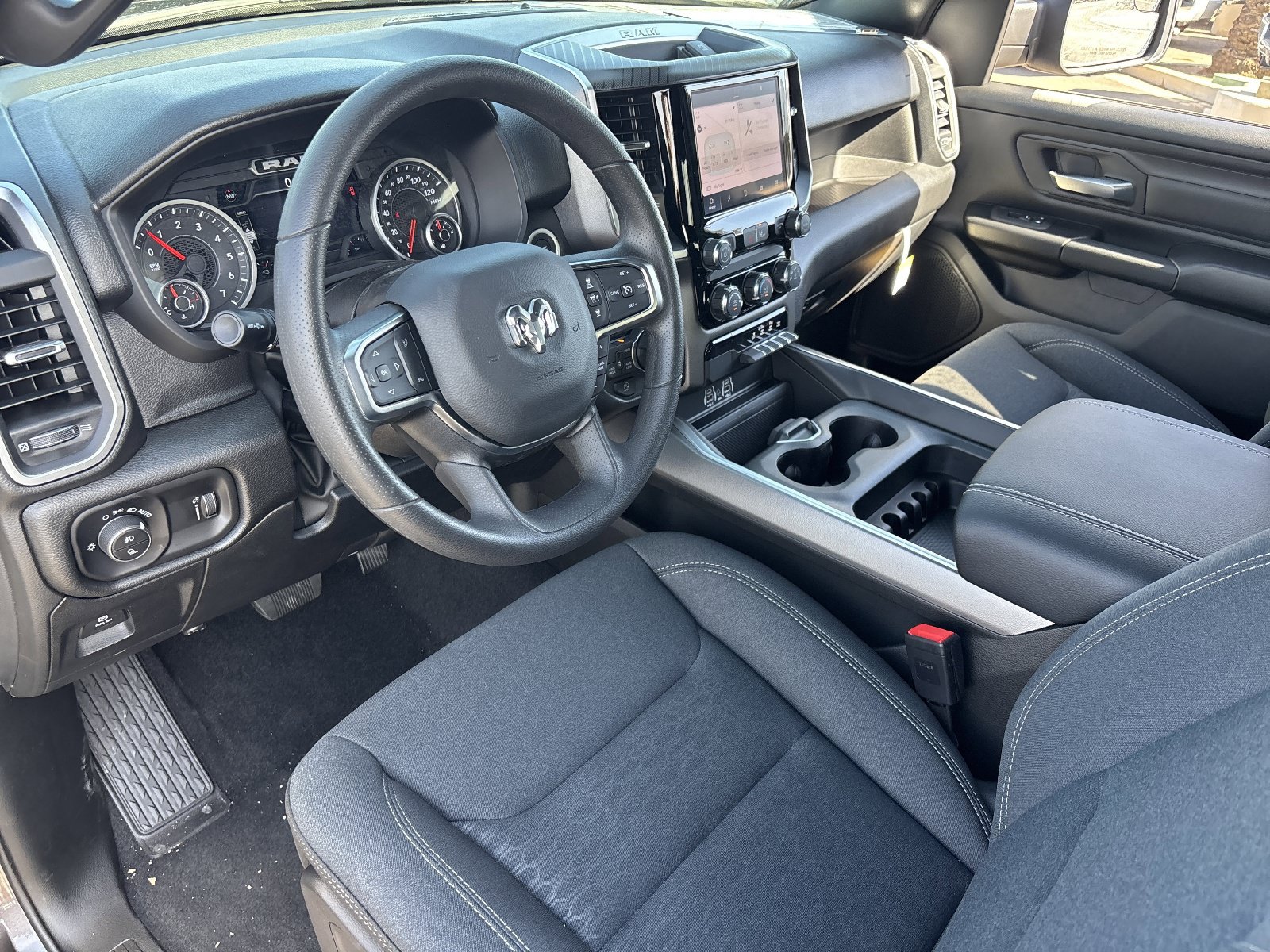 New 2026 RAM 1500 Express AWD/4WD image 17