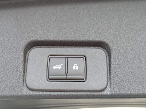 New 2026 Nissan Rogue Platinum image 14