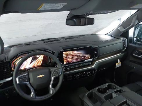 New 2026 Chevrolet Silverado 2500 LT w/ Z71 Chrome Sport Edition AWD/4WD image 26