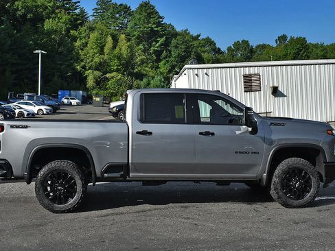 New 2026 Chevrolet Silverado 2500 LTZ w/ LTZ Plus Package AWD/4WD image 6