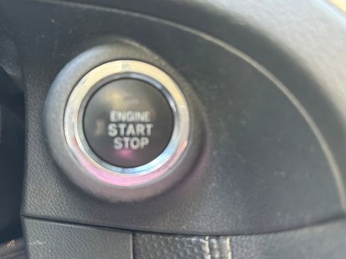 Certified 2022 Subaru Forester Limited image 50