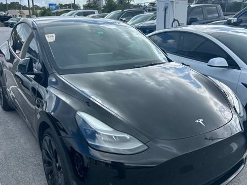 Used 2022 Tesla Model Y Performance AWD/4WD image 2