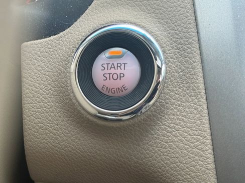 Used 2014 Nissan Altima 2.5 SL w/ Technology Package image 18