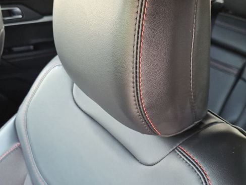 Used 2025 Ford Explorer ST-Line RWD image 13