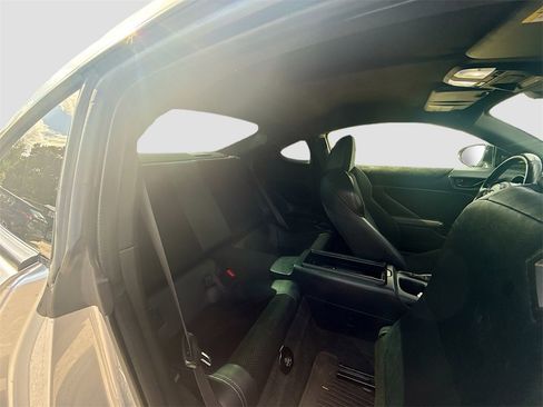Used 2023 Toyota GR86 Premium image 25