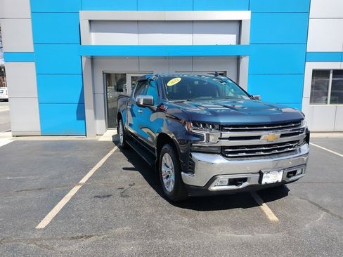 Used 2022 Chevrolet Silverado 1500 LTZ w/ Z71 Off-Road Package image 3