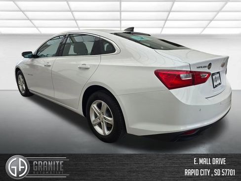 Used 2024 Chevrolet Malibu LS FWD image 3