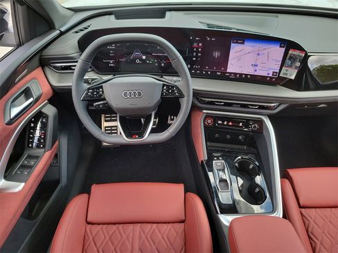 New 2025 Audi SQ5 Premium Plus image 21