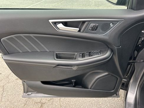 Used 2024 Ford Edge ST image 26