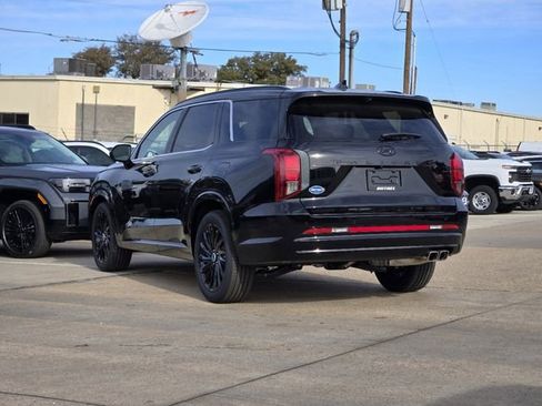 Used 2025 Hyundai Palisade Calligraphy image 3