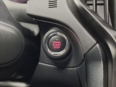 Used 2022 Subaru Ascent Onyx Edition image 12