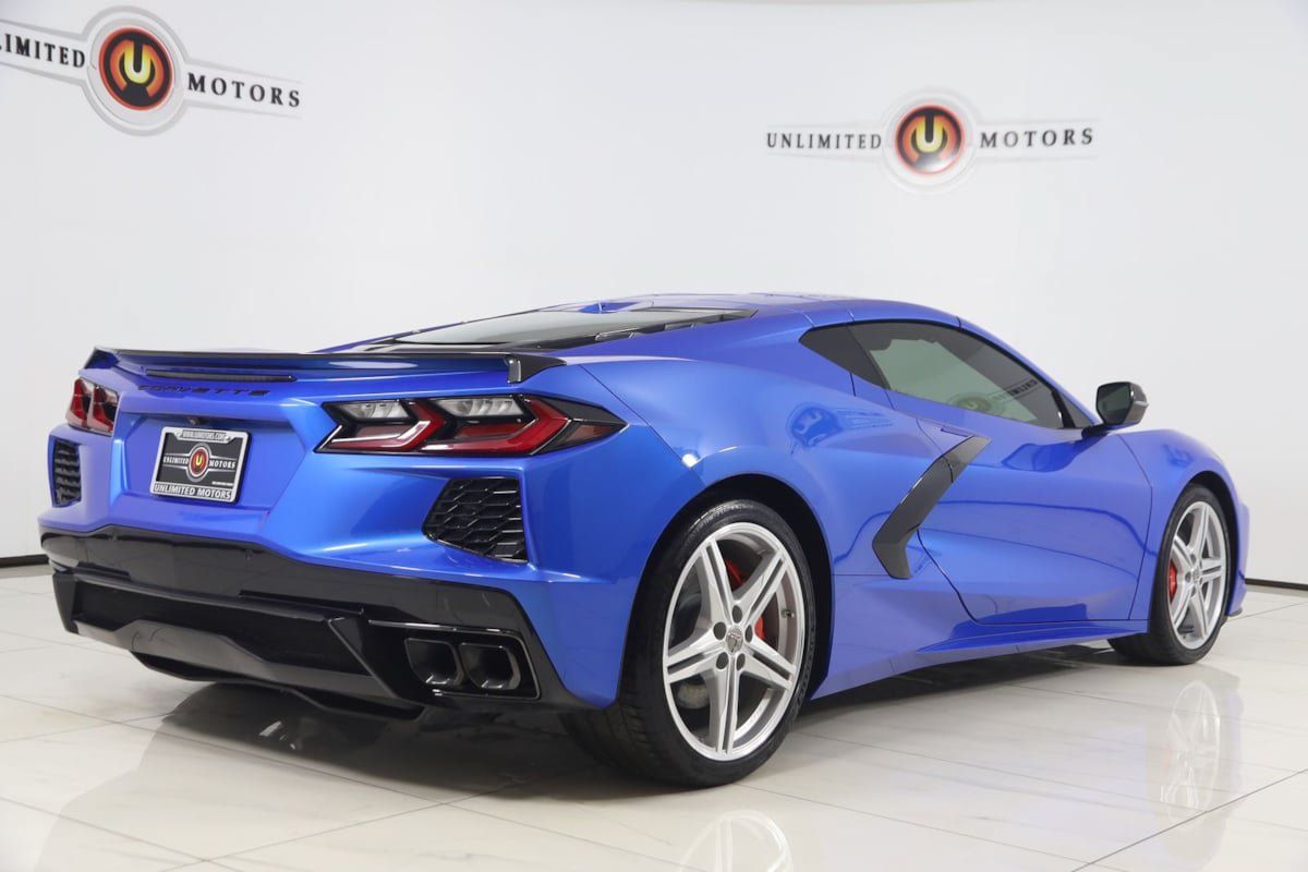 Used 2024 Chevrolet Corvette Stingray Preferred Cpe w/ 2LT RWD image 3