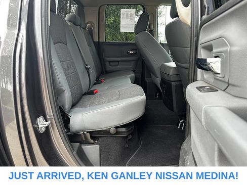 Used 2017 RAM 1500 Big Horn AWD/4WD image 18