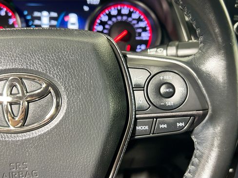 Used 2023 Toyota Camry XSE FWD image 19