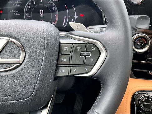 Used 2024 Lexus NX 250 FWD w/ Towing Package (2000 Lbs) image 23