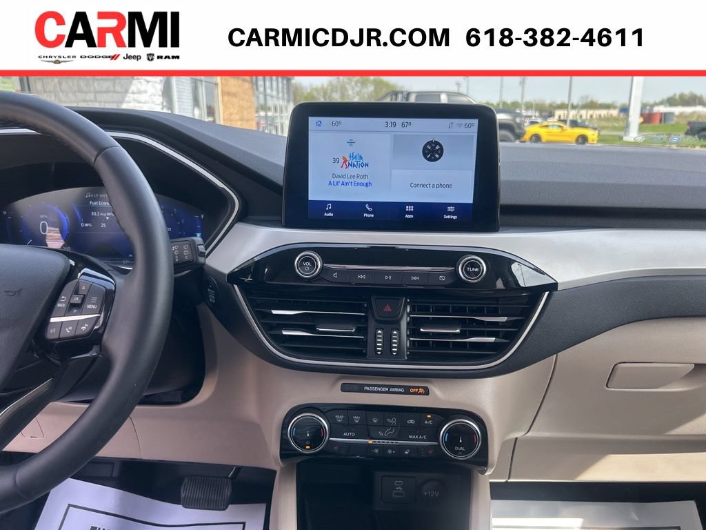 Used 2022 Ford Escape SEL w/ Technology Package AWD/4WD image 22