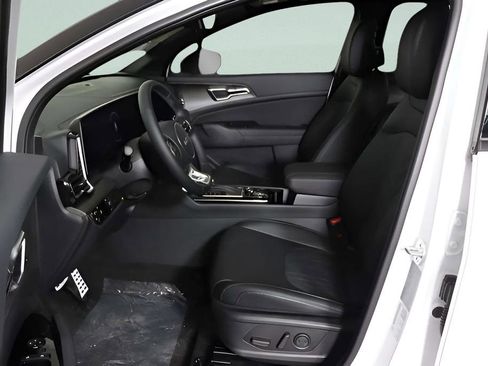 New 2025 Kia Sportage X-Pro AWD/4WD image 35