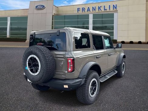 New 2026 Ford Bronco Badlands w/ Sasquatch Package AWD/4WD image 7
