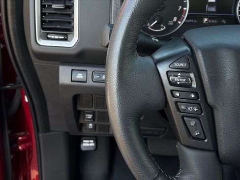 Certified 2024 Nissan Frontier SL image 17