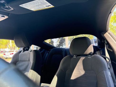 Used 2017 Ford Mustang GT w/ GT Performance Package image 16