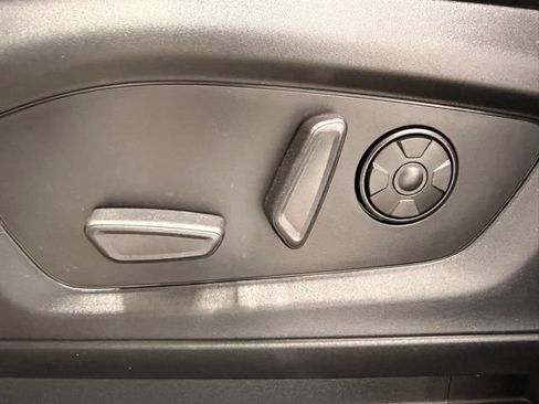 Used 2025 Ford Explorer ST AWD/4WD image 24