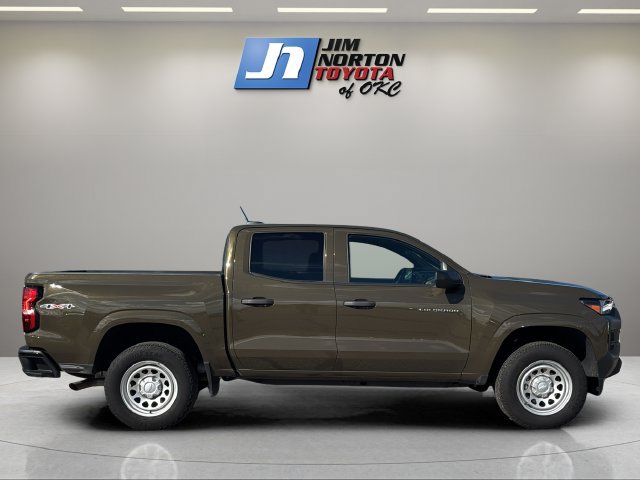 Used 2024 Chevrolet Colorado W/T w/ WT Convenience Package II AWD/4WD image 4