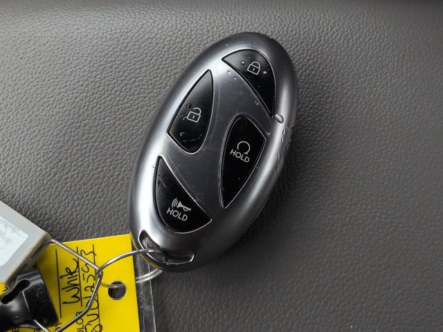 Used 2025 Hyundai Elantra SEL FWD image 29