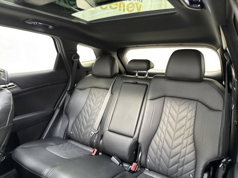 Used 2025 Kia Sportage X-Pro Prestige image 13