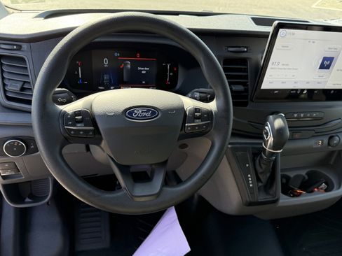 New 2026 Ford Transit 250 148 Medium Roof w/ Load Area Protection Package RWD image 14