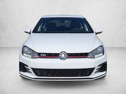 Used 2018 Volkswagen GTI S image 2